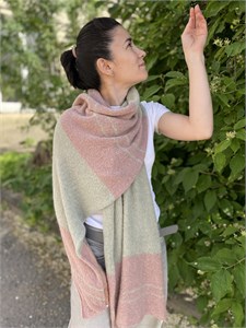 {{photo.Alt || photo.Description || 'PABLO 58% Альпака 10% меринос 30% ПА 2% эластан 1050 Зелёный полынь'}}