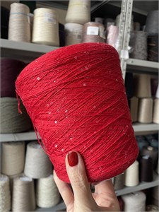 {{photo.Alt || photo.Description || 'Cotton Paillettes 96% Хлопок, 4% пайетки  Полиэстер 450м/100г Красный'}}